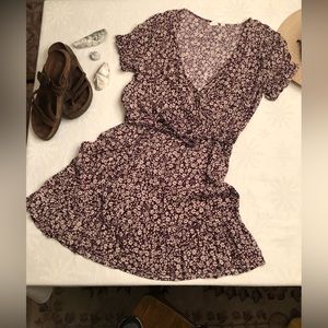 Great wrap style gap all season dress